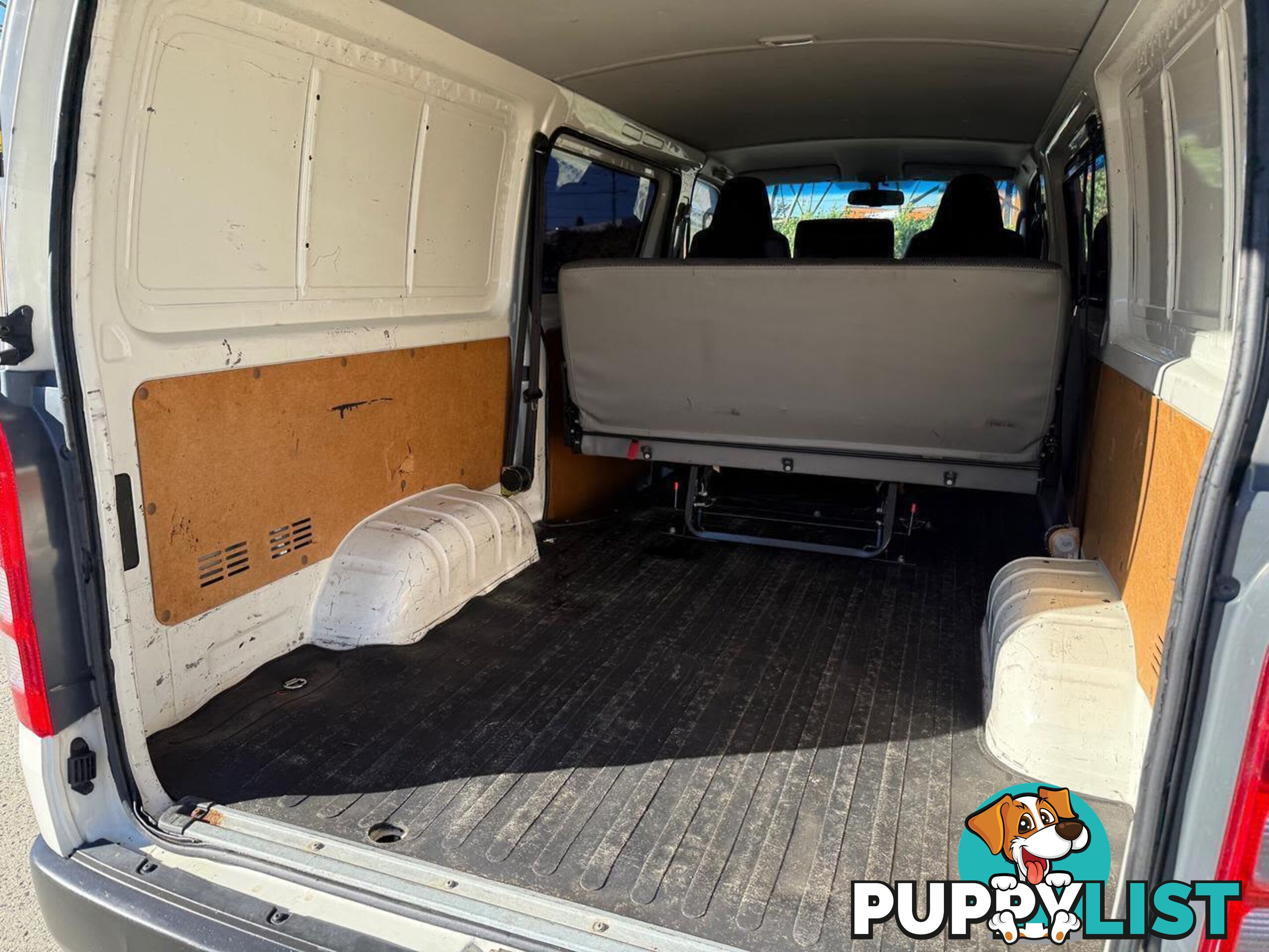 2013 TOYOTA HIACE   -