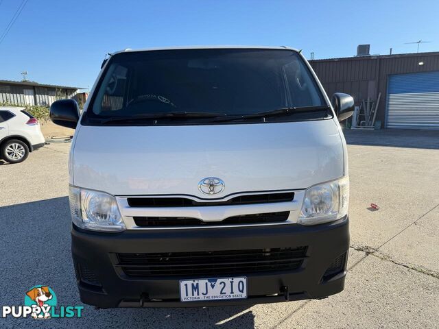 2013 TOYOTA HIACE   -