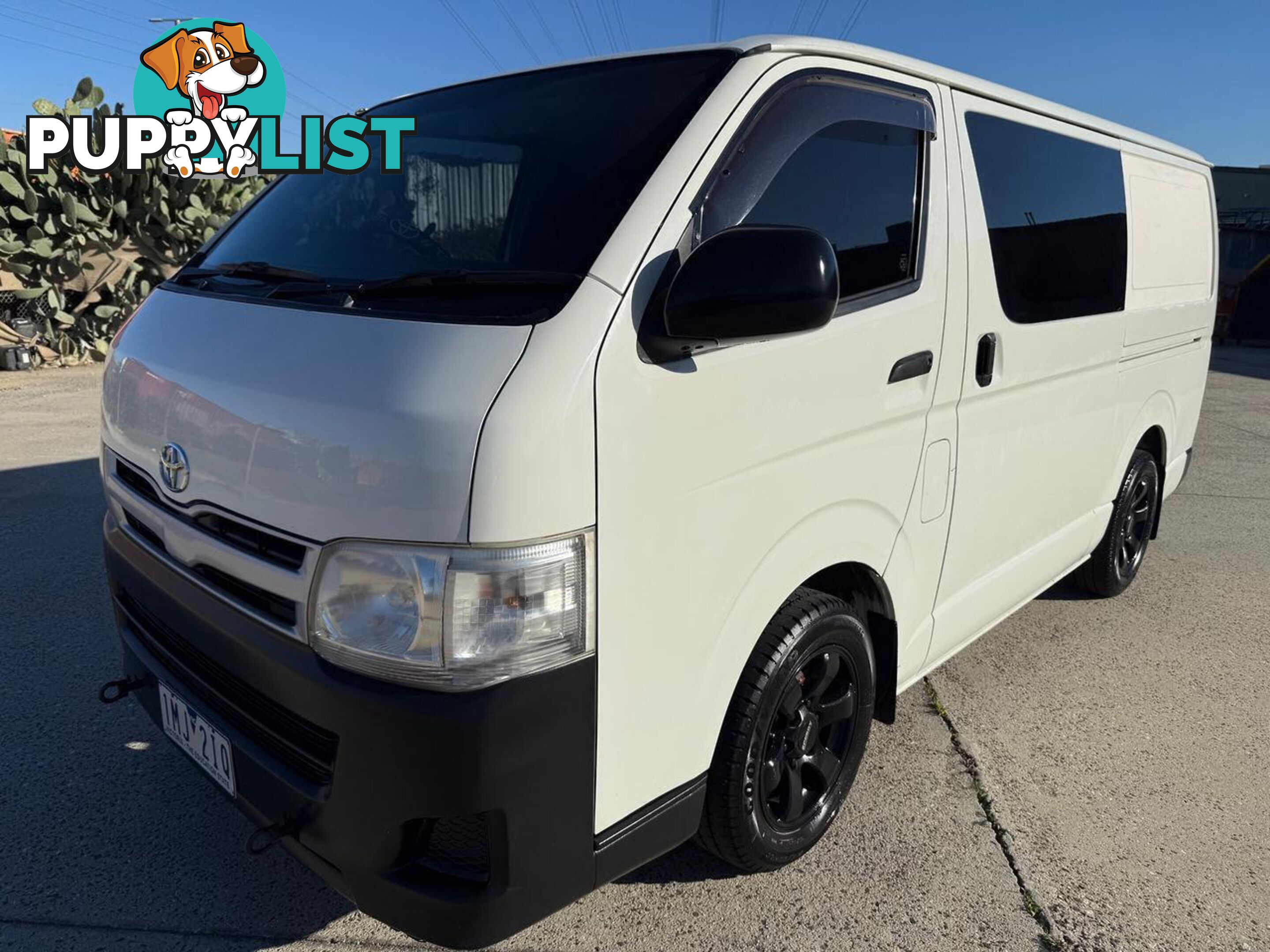 2013 TOYOTA HIACE   -
