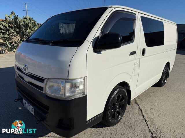 2013 TOYOTA HIACE   -