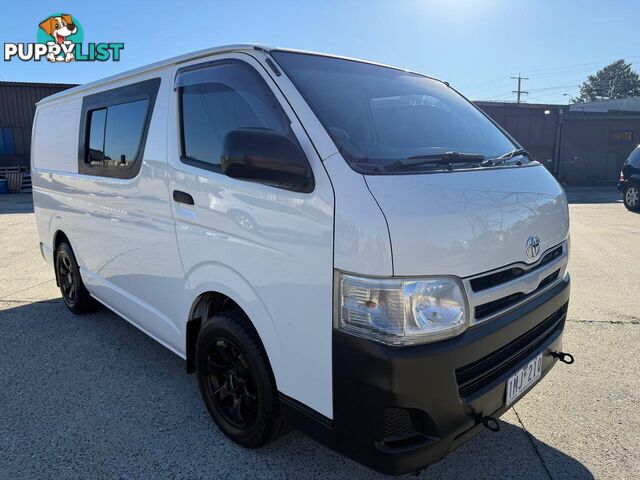 2013 TOYOTA HIACE   -