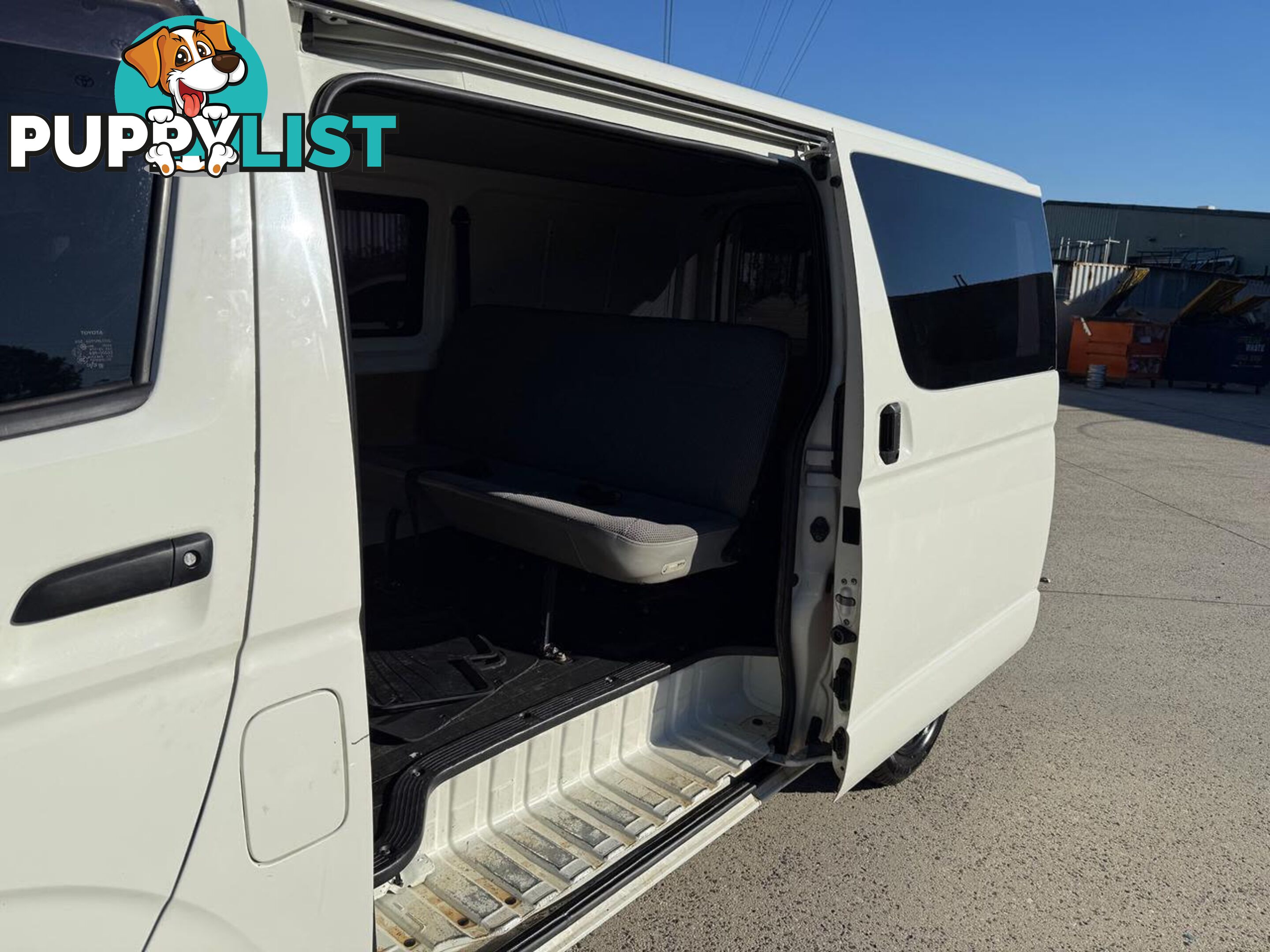 2013 TOYOTA HIACE   -