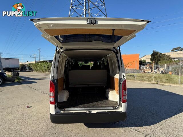 2013 TOYOTA HIACE   -