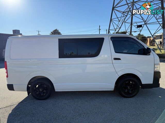 2013 TOYOTA HIACE   -
