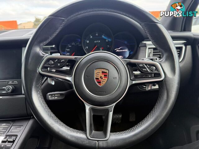 2017 PORSCHE MACAN GTS 95B MY18 SUV, 4 DOORS, 5 SEATS