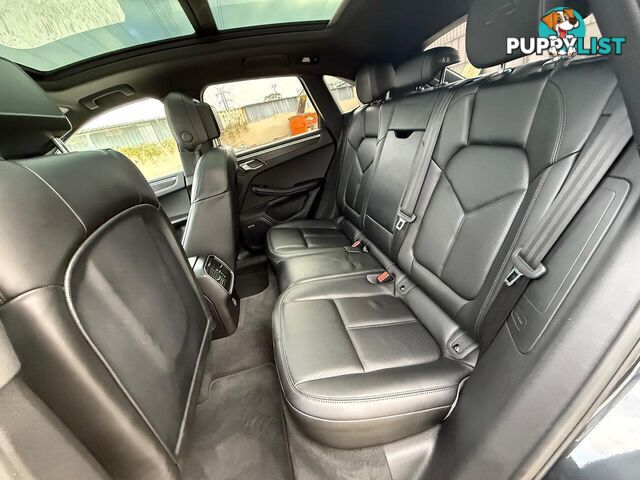 2017 PORSCHE MACAN GTS 95B MY18 SUV, 4 DOORS, 5 SEATS