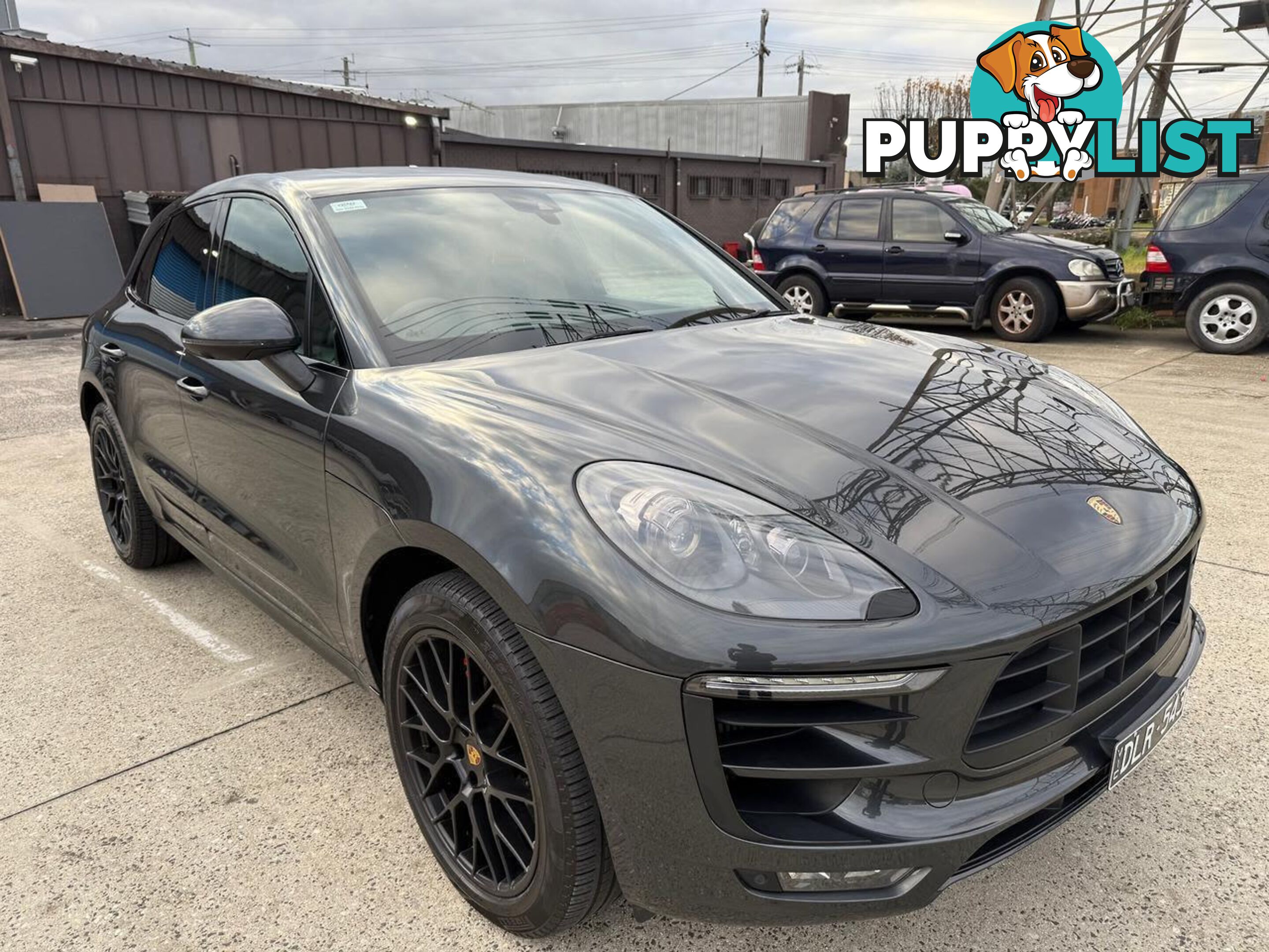 2017 PORSCHE MACAN GTS 95B MY18 SUV, 4 DOORS, 5 SEATS