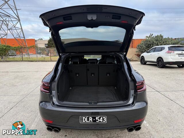 2017 PORSCHE MACAN GTS 95B MY18 SUV, 4 DOORS, 5 SEATS