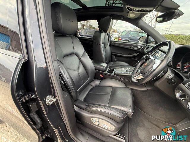 2017 PORSCHE MACAN GTS 95B MY18 SUV, 4 DOORS, 5 SEATS