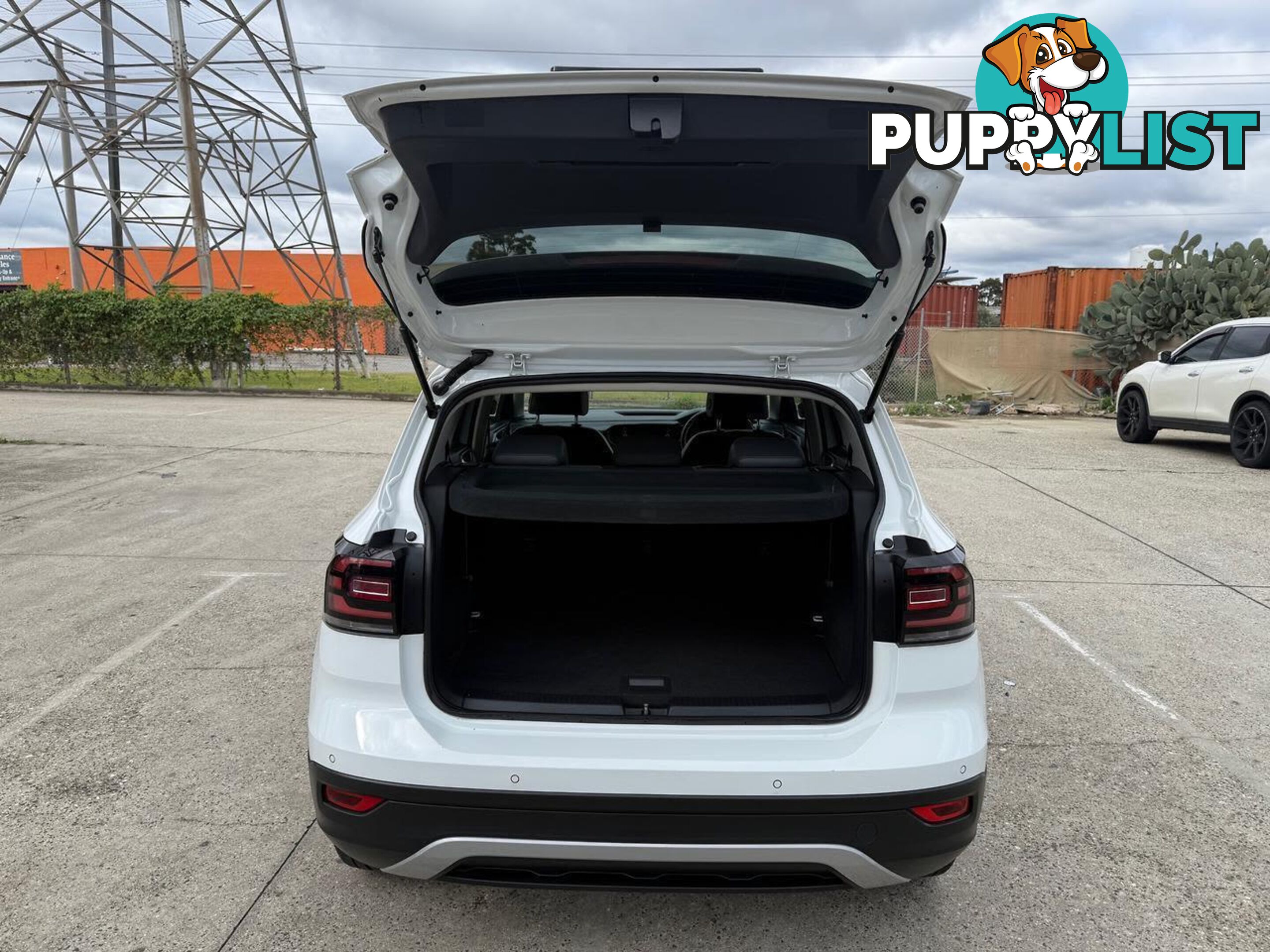 2021 VOLKSWAGEN T-CROSS CITYLIFE (BAMBOO GARDEN THEME) MY21 SUV, 4 DOORS, 5 SEATS