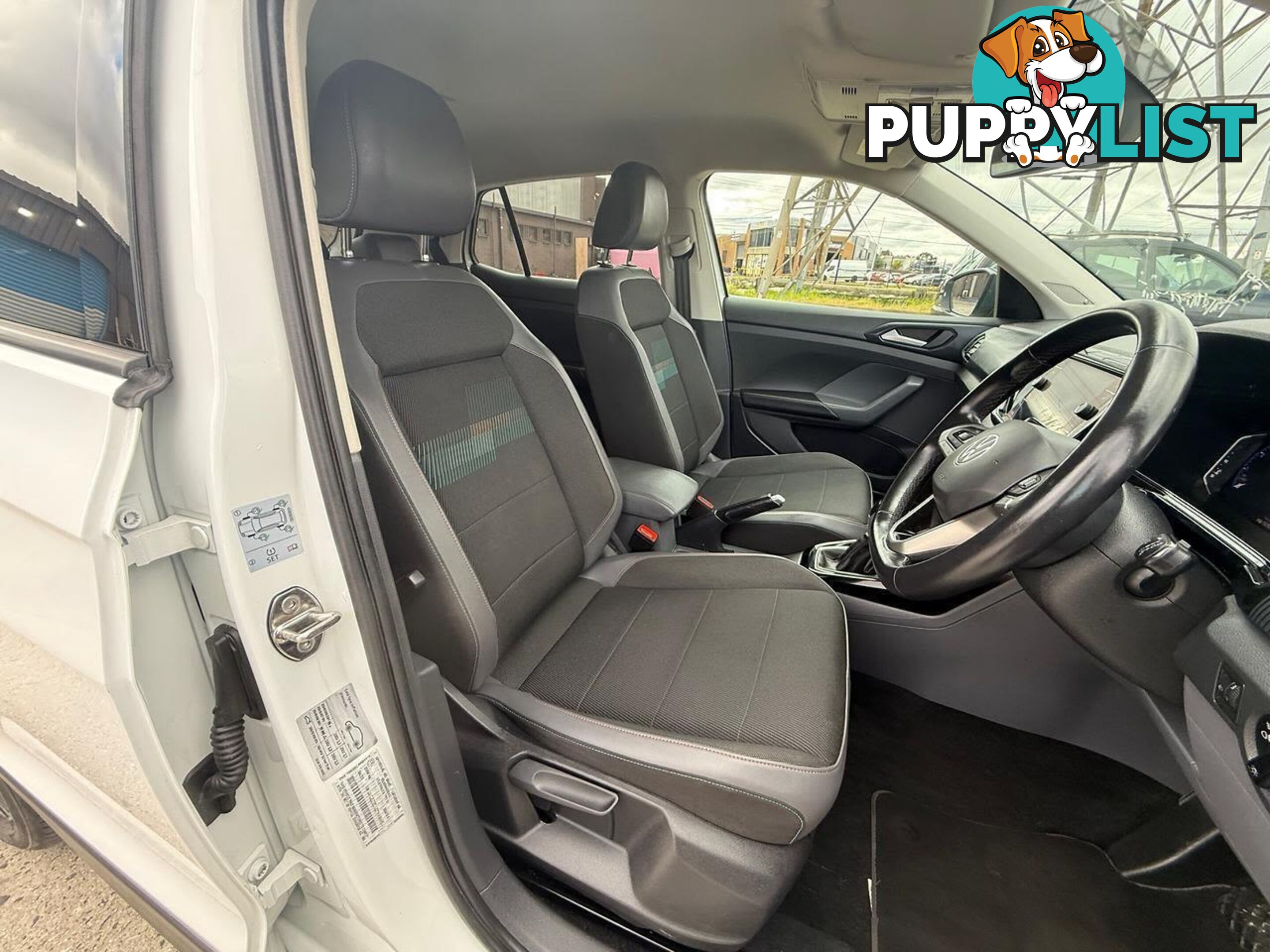 2021 VOLKSWAGEN T-CROSS CITYLIFE (BAMBOO GARDEN THEME) MY21 SUV, 4 DOORS, 5 SEATS