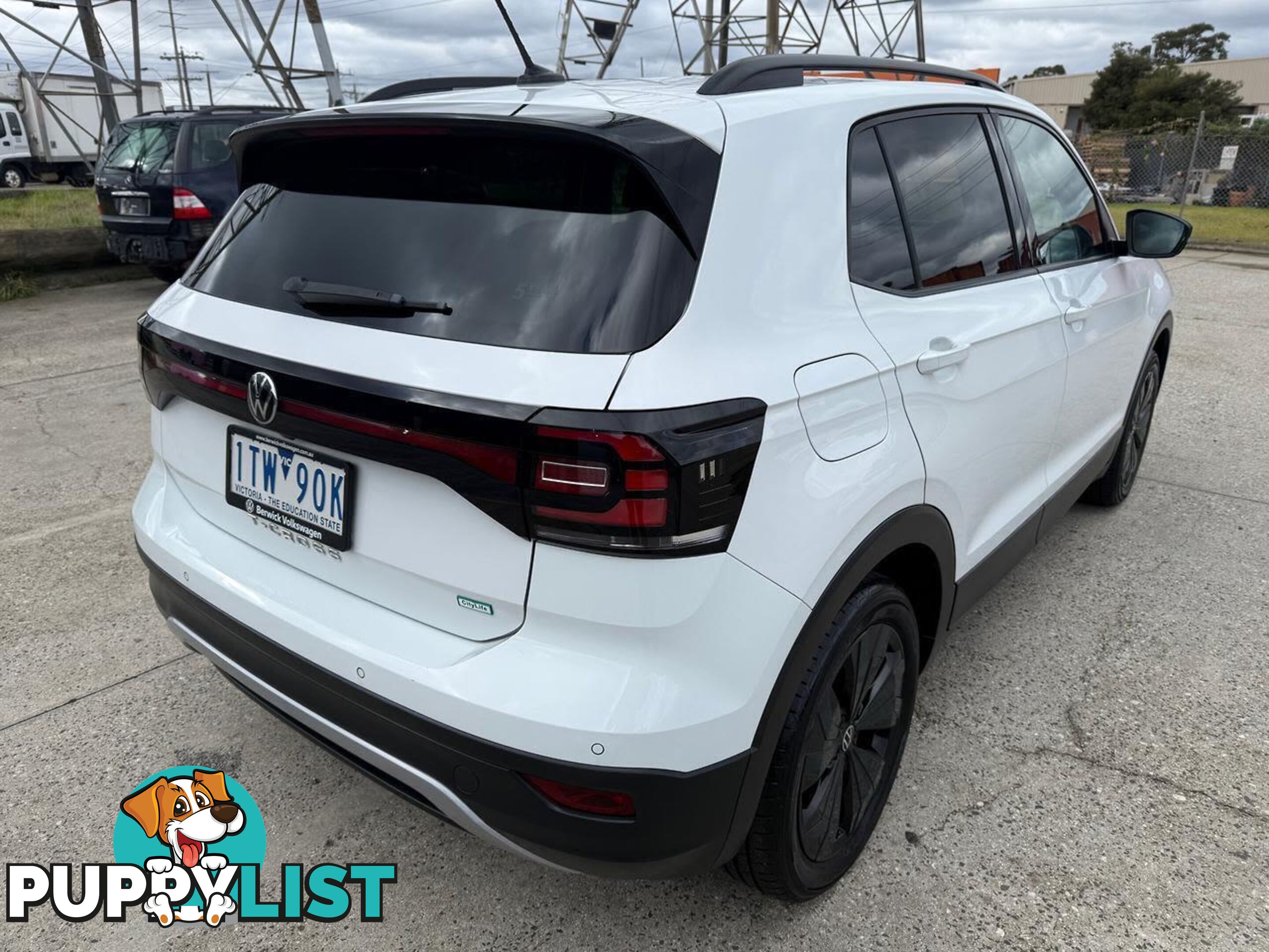 2021 VOLKSWAGEN T-CROSS CITYLIFE (BAMBOO GARDEN THEME) MY21 SUV, 4 DOORS, 5 SEATS