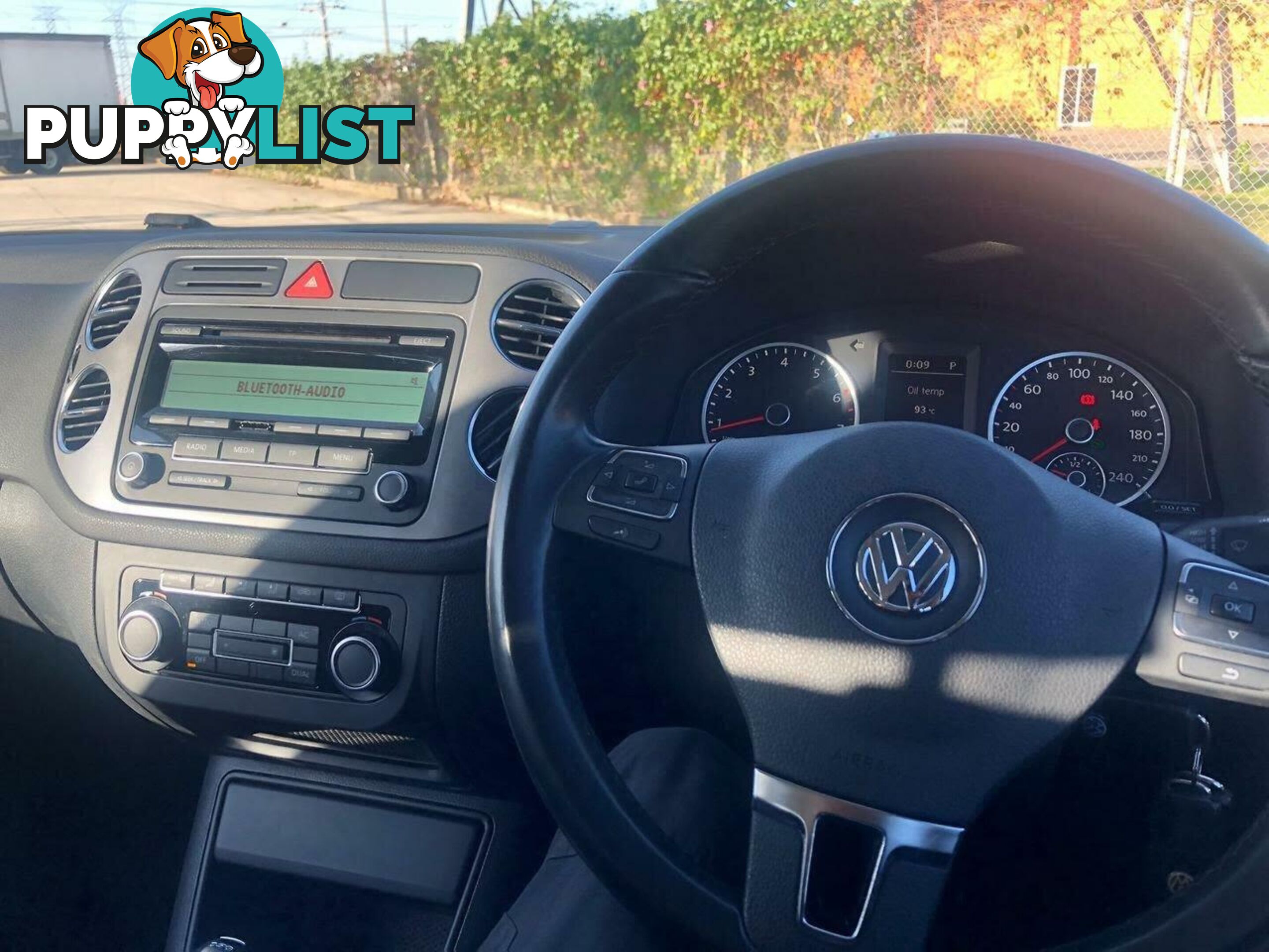 2011 VOLKSWAGEN TIGUAN 125 TSI 5NC MY11 SUV, 4 DOORS, 5 SEATS