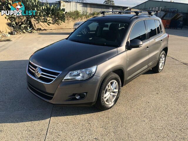 2011 VOLKSWAGEN TIGUAN 125 TSI 5NC MY11 SUV, 4 DOORS, 5 SEATS