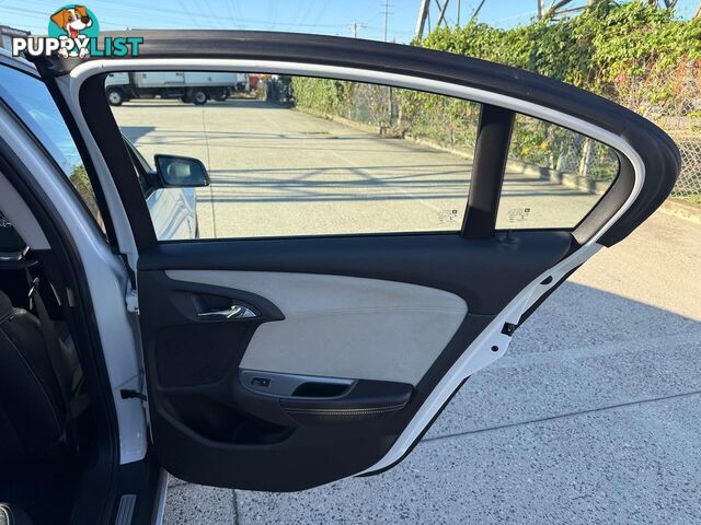 2014 HOLDEN CALAIS V VF MY15 SEDAN, 4 DOORS, 5 SEATS