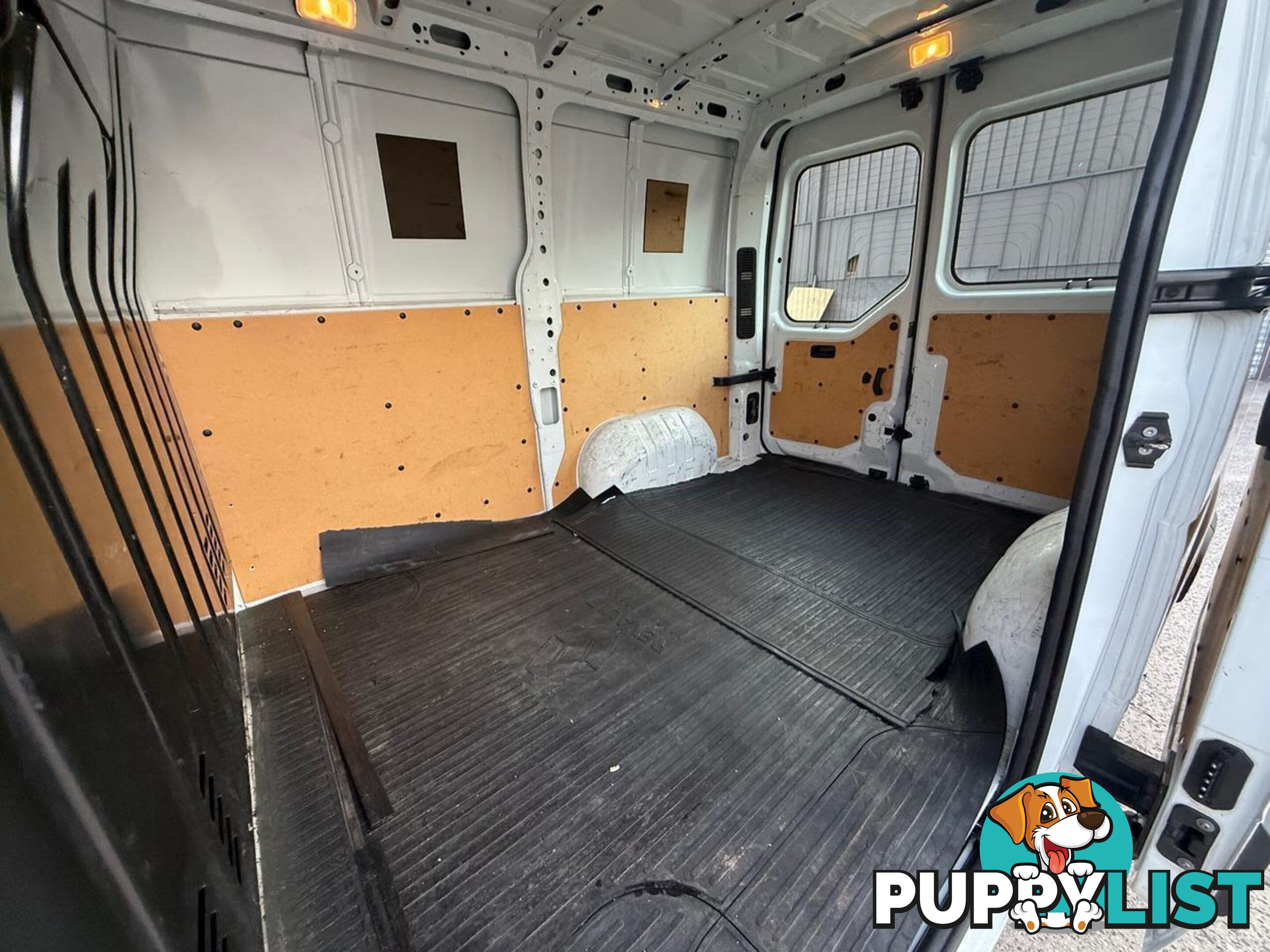 2017 RENAULT MASTER LOW ROOF SWB AMT  -