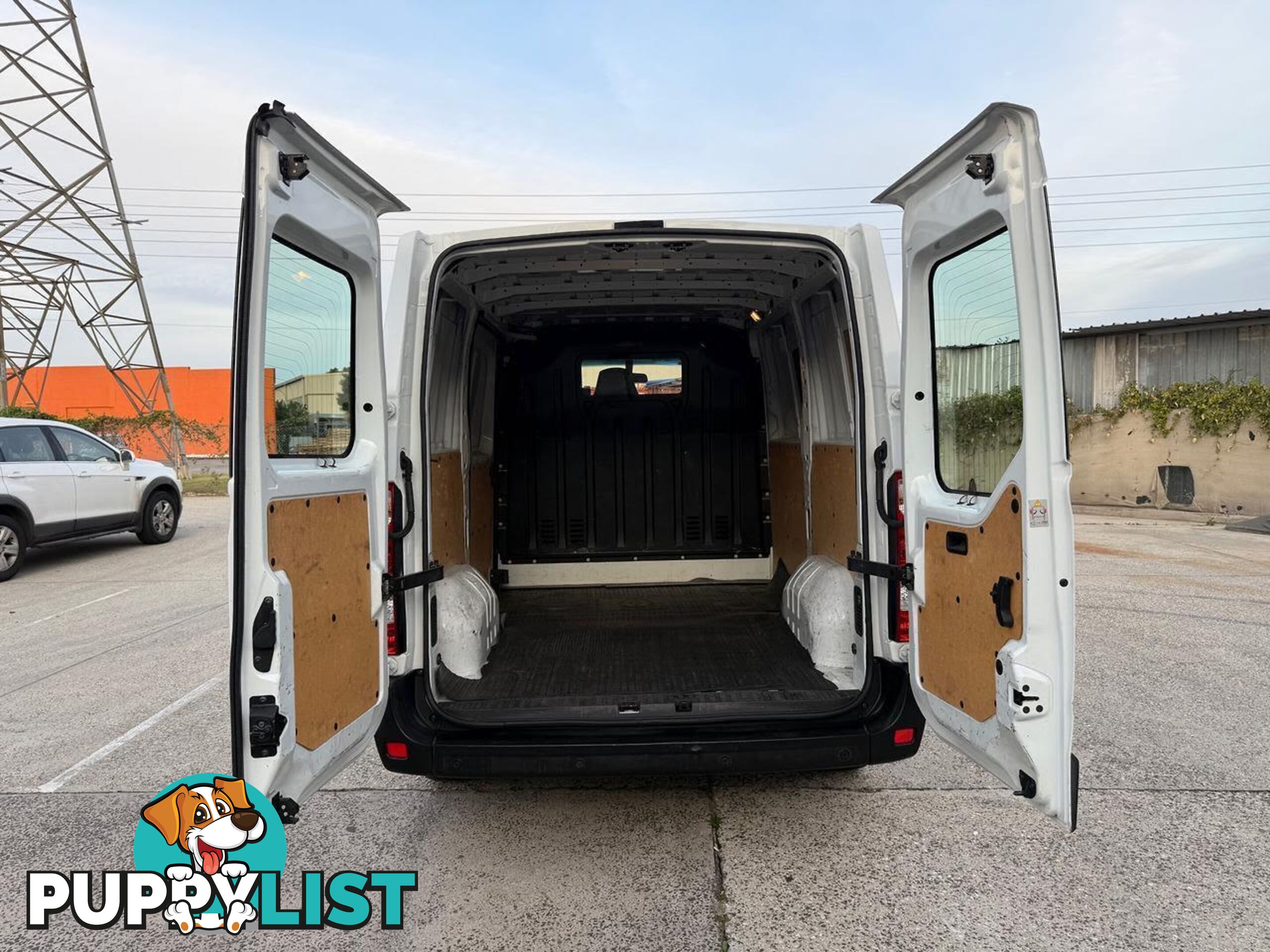 2017 RENAULT MASTER LOW ROOF SWB AMT  -