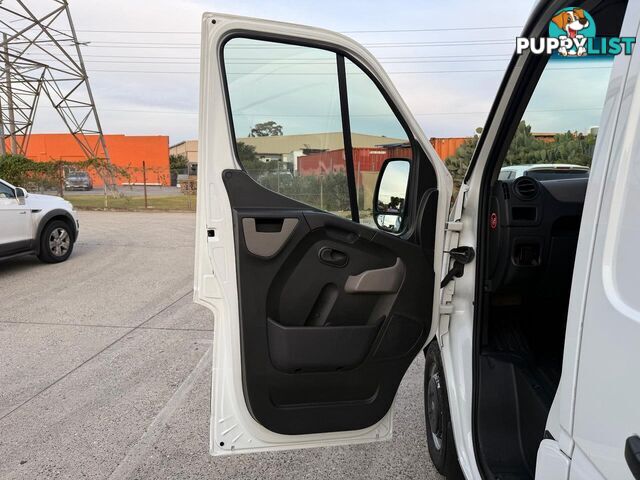 2017 RENAULT MASTER LOW ROOF SWB AMT  -