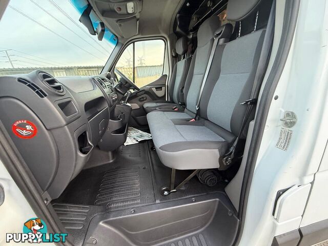 2017 RENAULT MASTER LOW ROOF SWB AMT  -