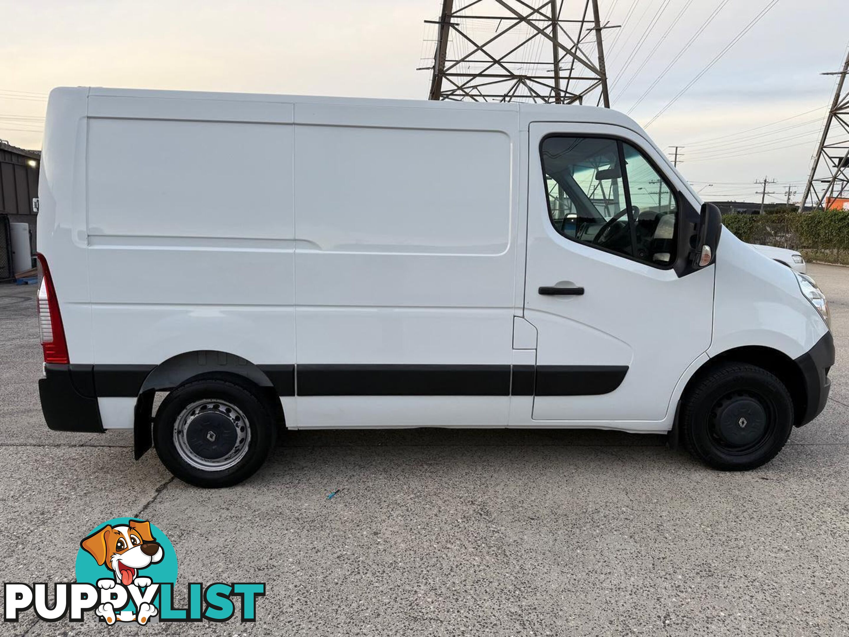 2017 RENAULT MASTER LOW ROOF SWB AMT  -