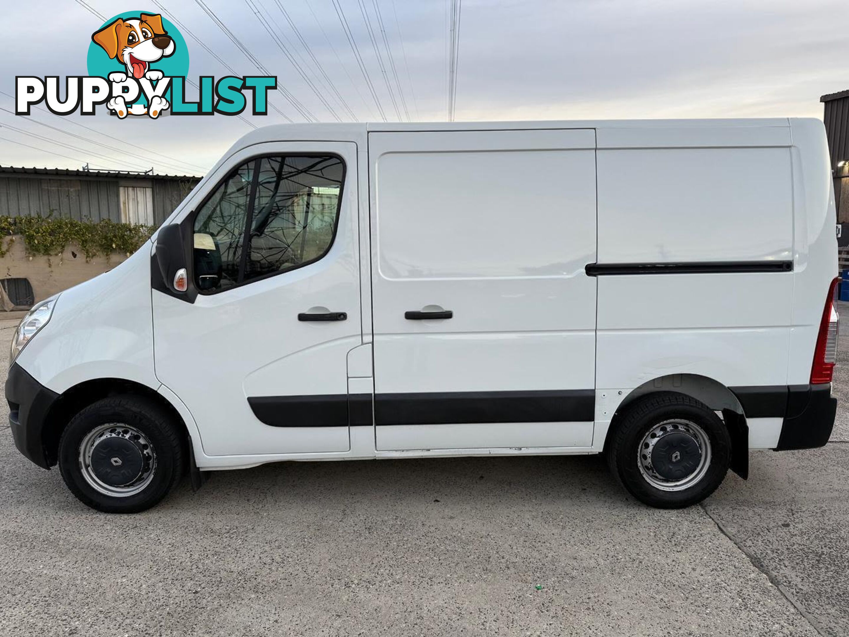 2017 RENAULT MASTER LOW ROOF SWB AMT  -