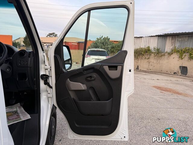 2017 RENAULT MASTER LOW ROOF SWB AMT  -