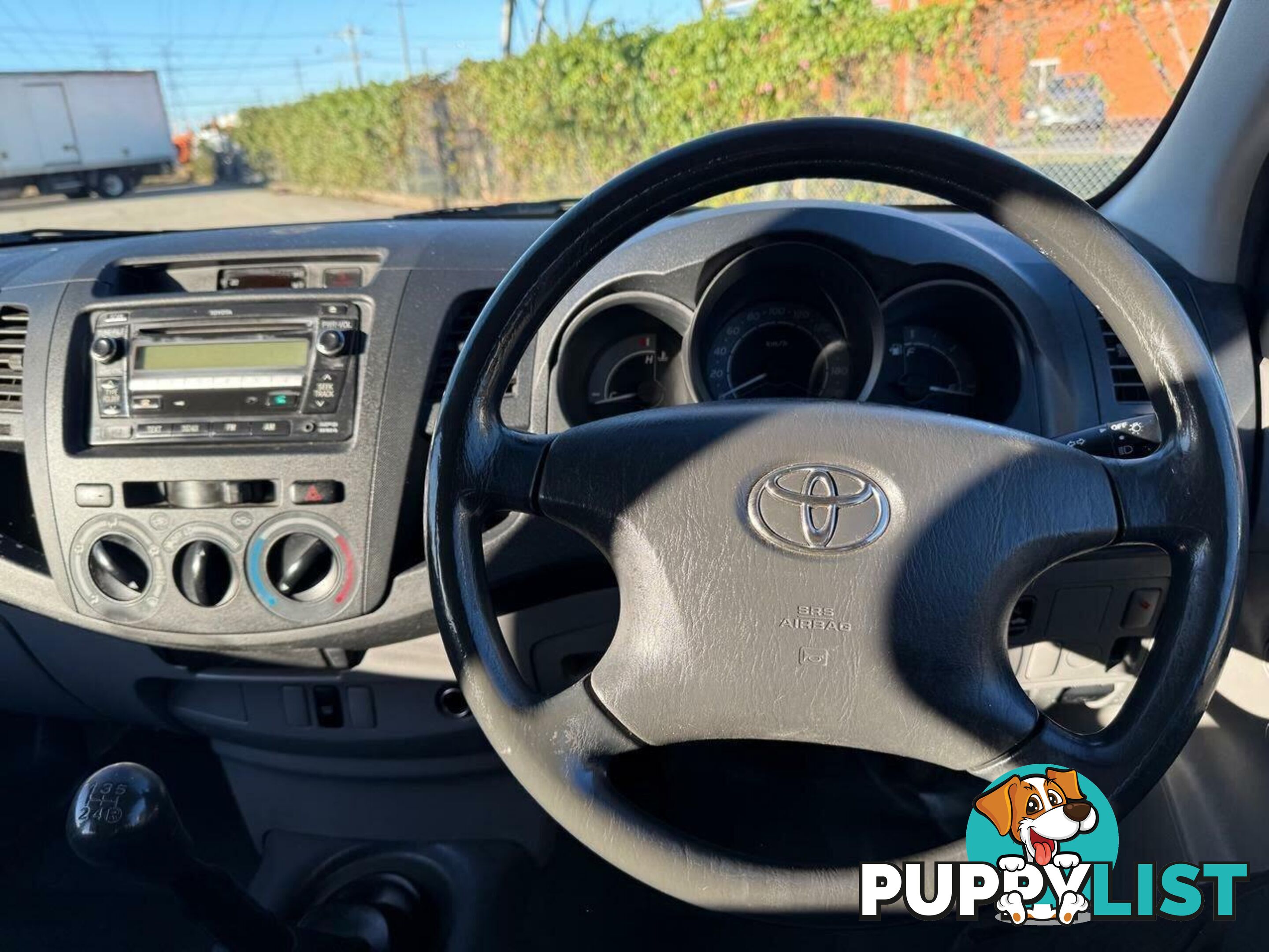 2010 TOYOTA HILUX WORKMATE TGN16R 09 UPGRADE UTE TRAY, 4 DOORS, 5 SEATS
