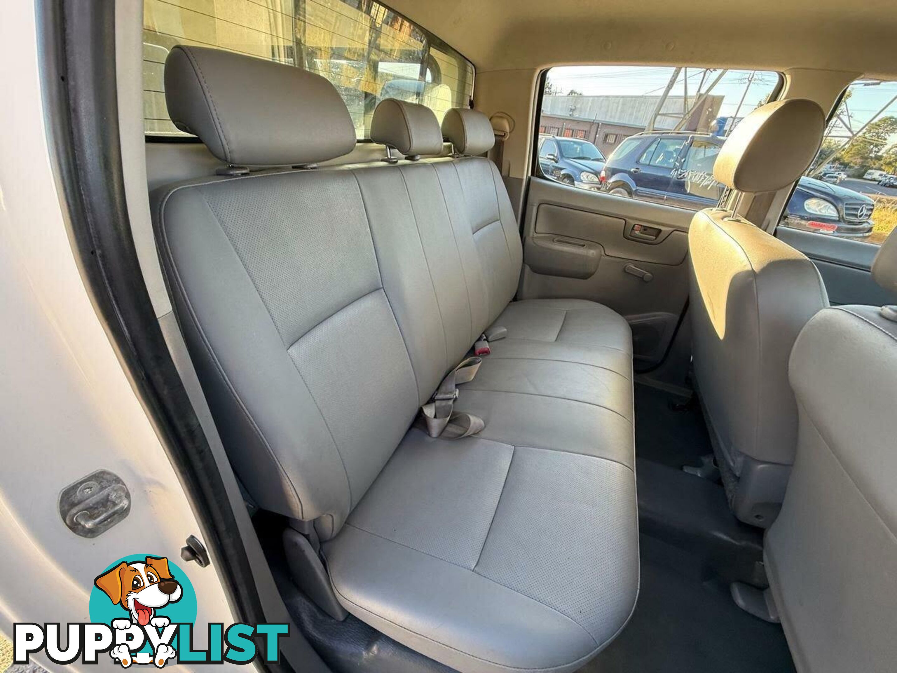 2010 TOYOTA HILUX WORKMATE TGN16R 09 UPGRADE UTE TRAY, 4 DOORS, 5 SEATS