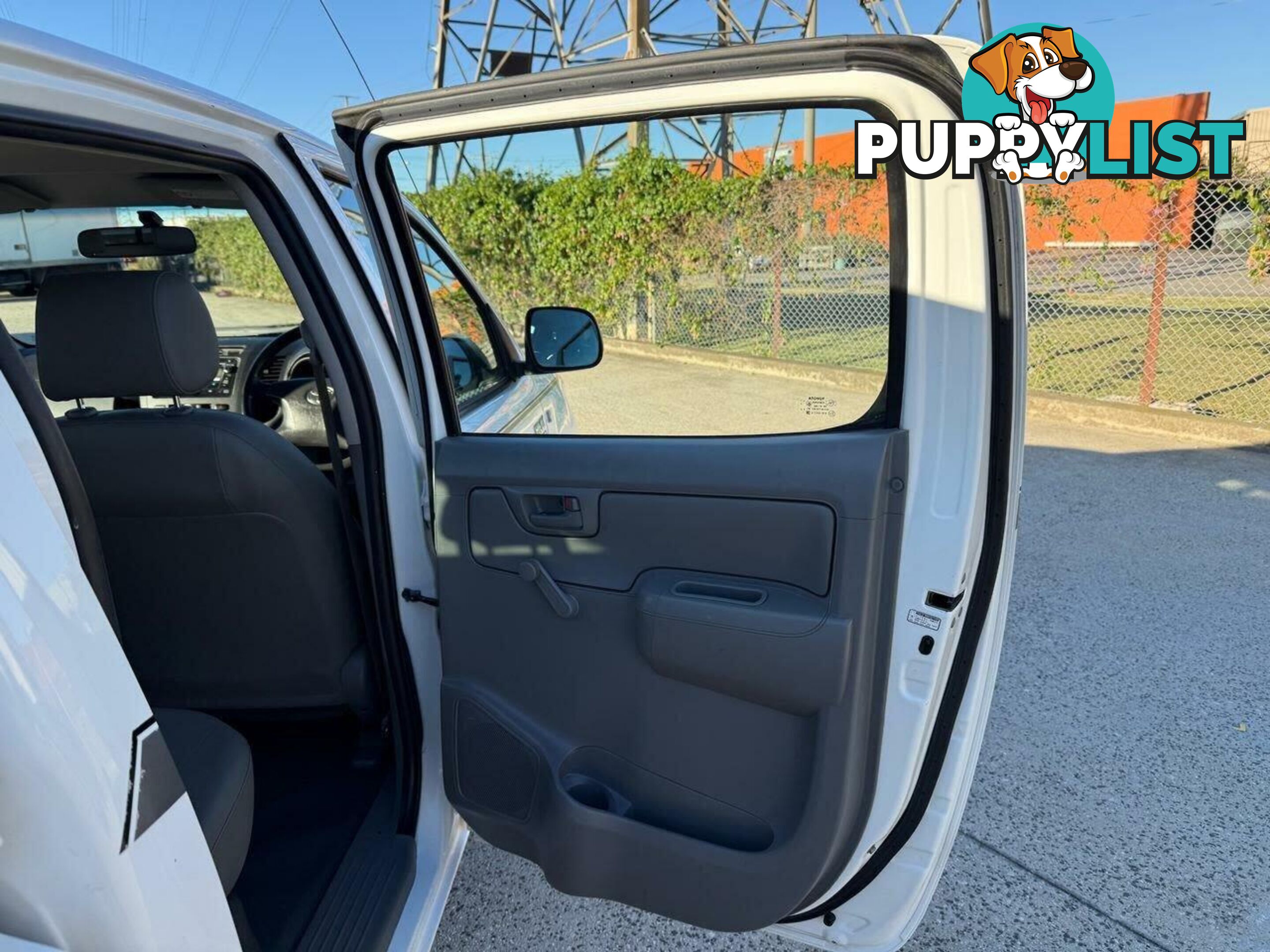 2010 TOYOTA HILUX WORKMATE TGN16R 09 UPGRADE UTE TRAY, 4 DOORS, 5 SEATS
