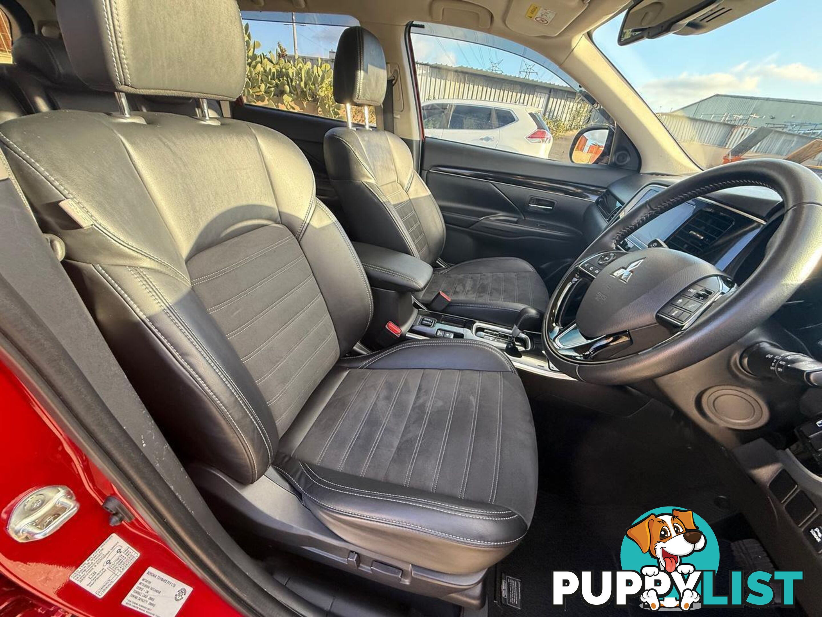 2019 MITSUBISHI OUTLANDER LS 7 SEAT (2WD) ZL MY19 SUV, 4 DOORS, 7 SEATS