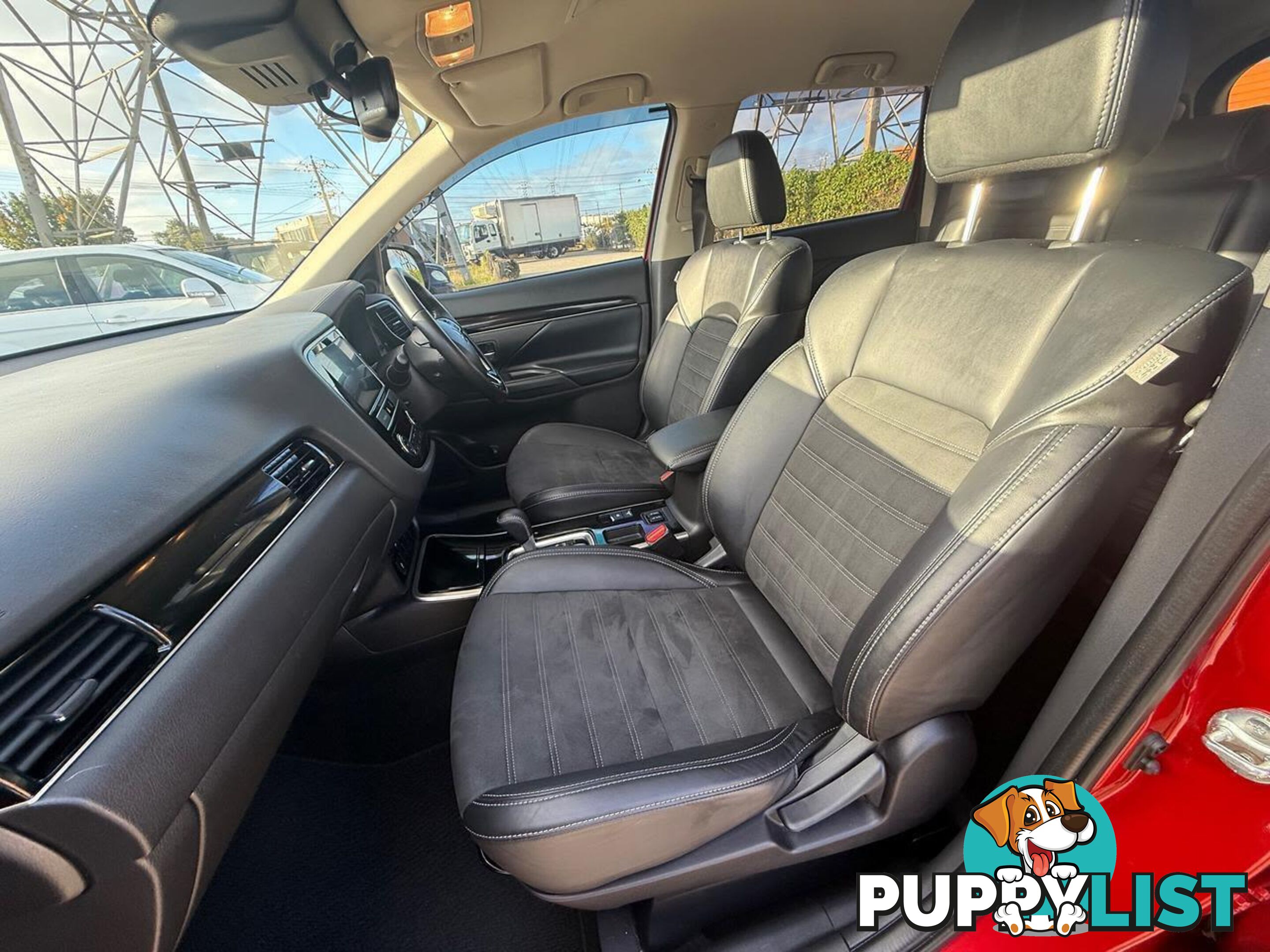 2019 MITSUBISHI OUTLANDER LS 7 SEAT (2WD) ZL MY19 SUV, 4 DOORS, 7 SEATS