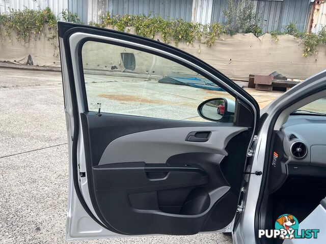 2012 HOLDEN BARINA CD TM MY13 HATCH, 5 DOORS, 5 SEATS