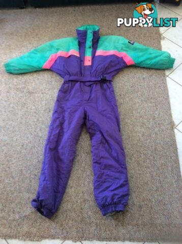 Ski suit