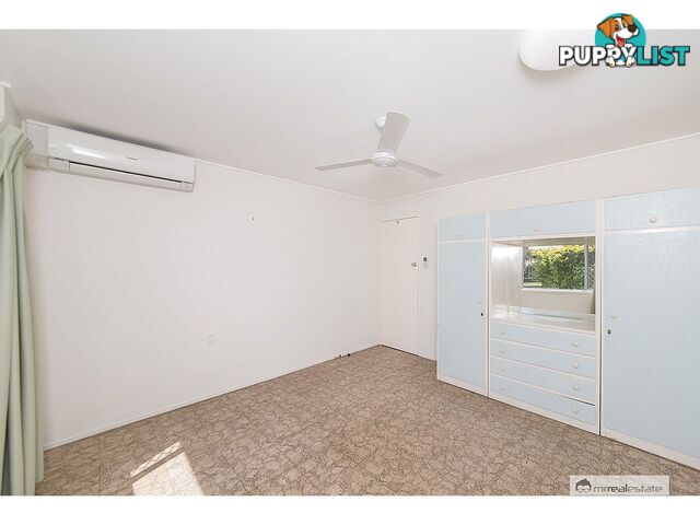 Unit 4 2 Whitman Street Park Avenue QLD 4701