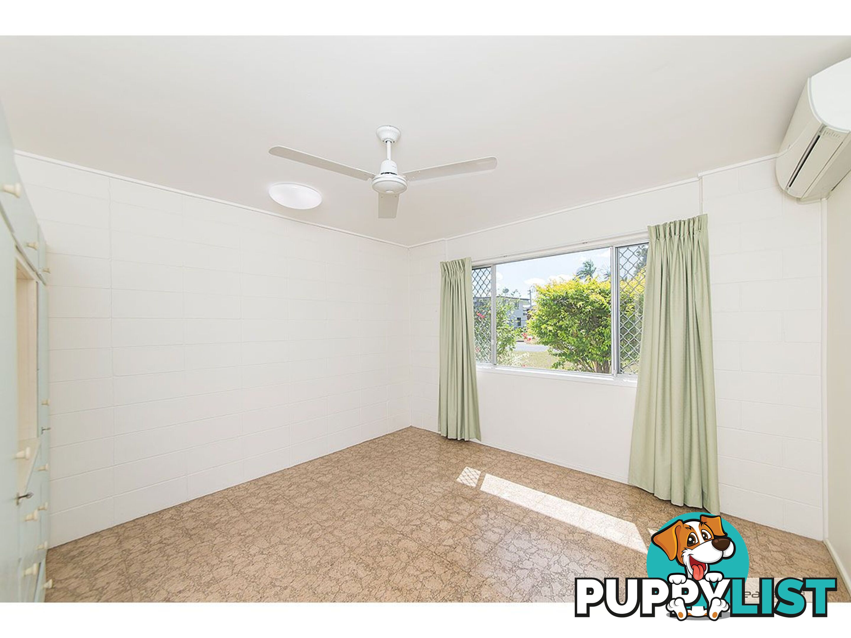 Unit 4 2 Whitman Street Park Avenue QLD 4701