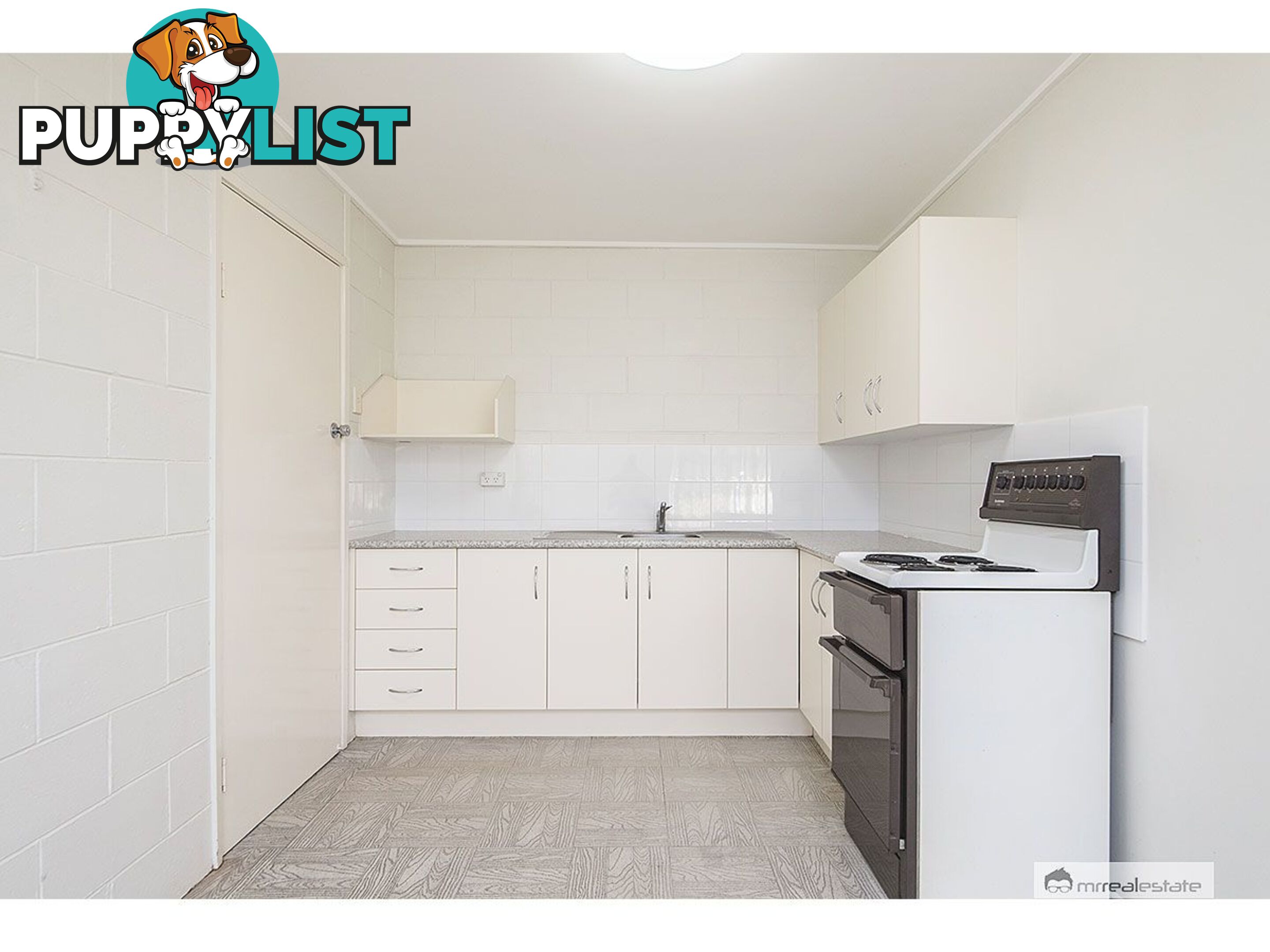 Unit 4 2 Whitman Street Park Avenue QLD 4701