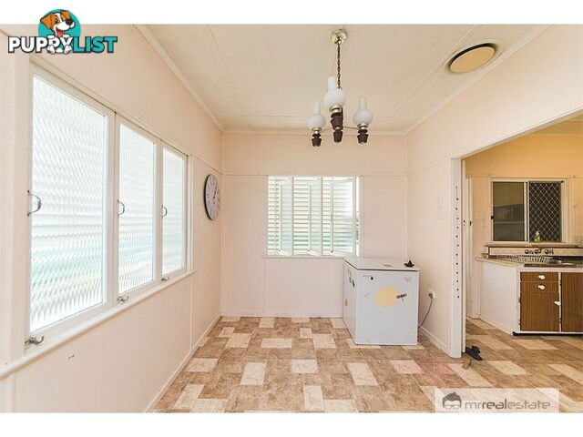 11 Thomasson Street Park Avenue QLD 4701