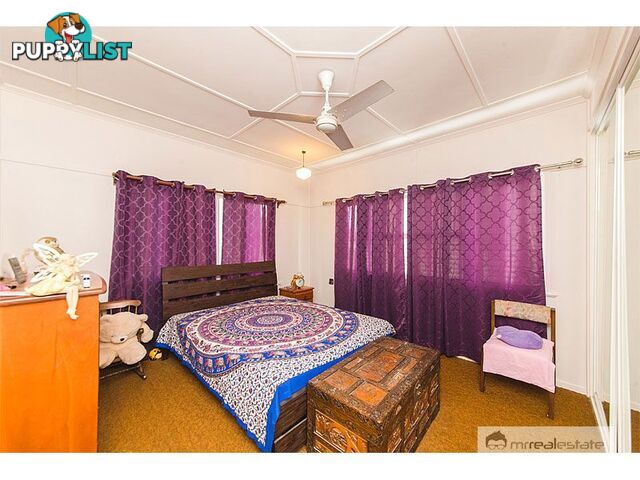 11 Thomasson Street Park Avenue QLD 4701