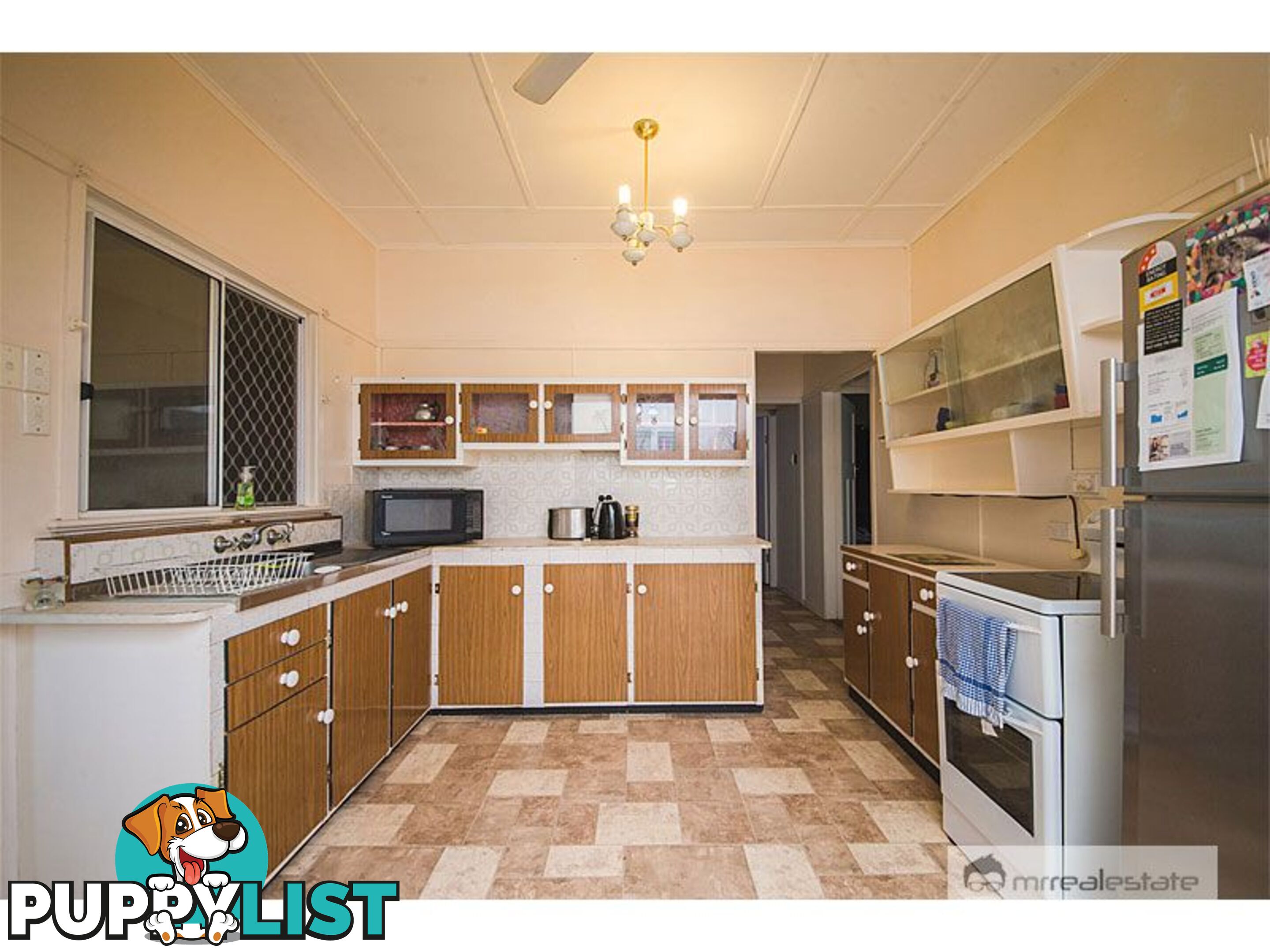 11 Thomasson Street Park Avenue QLD 4701