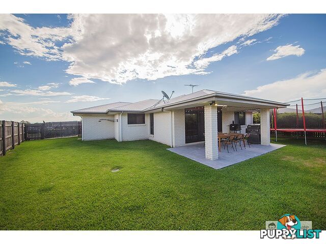 8 Stan Jones Street Norman Gardens QLD 4701