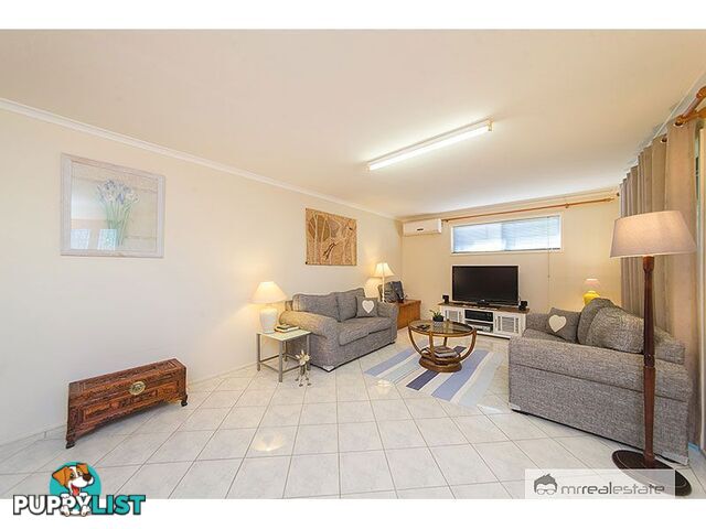 8 Mccamley Street The Range QLD 4700