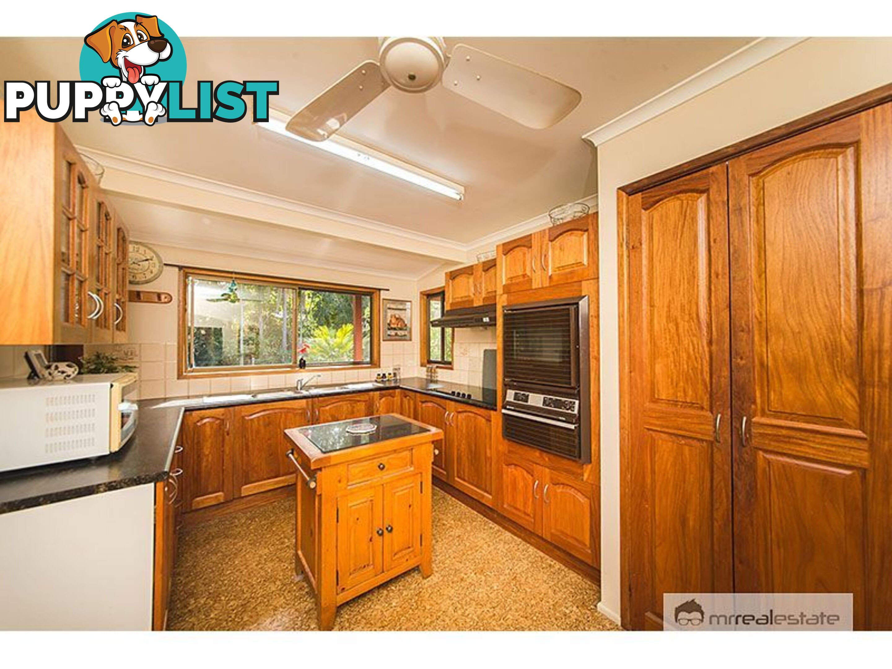 8 Mccamley Street The Range QLD 4700