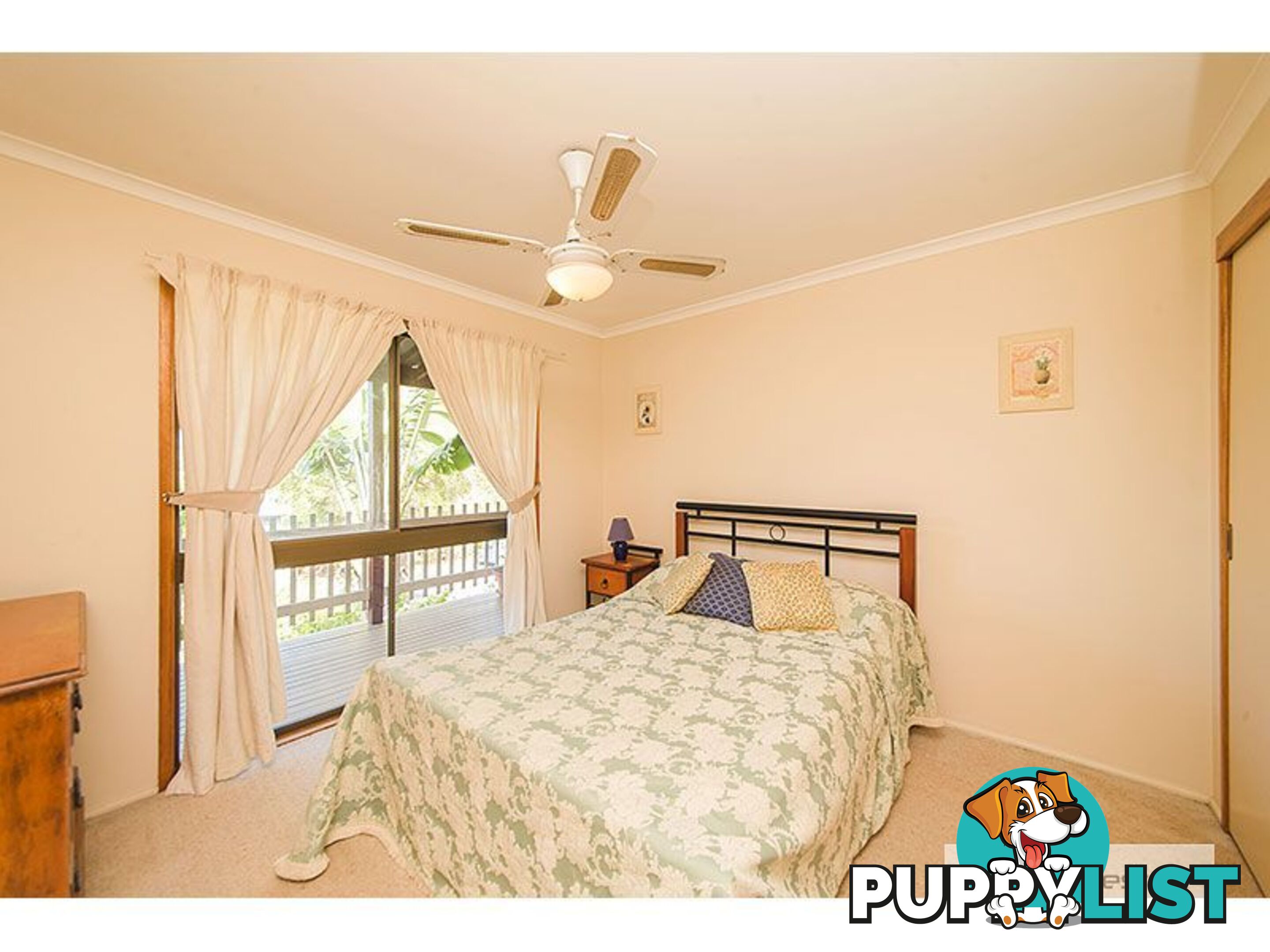 8 Mccamley Street The Range QLD 4700