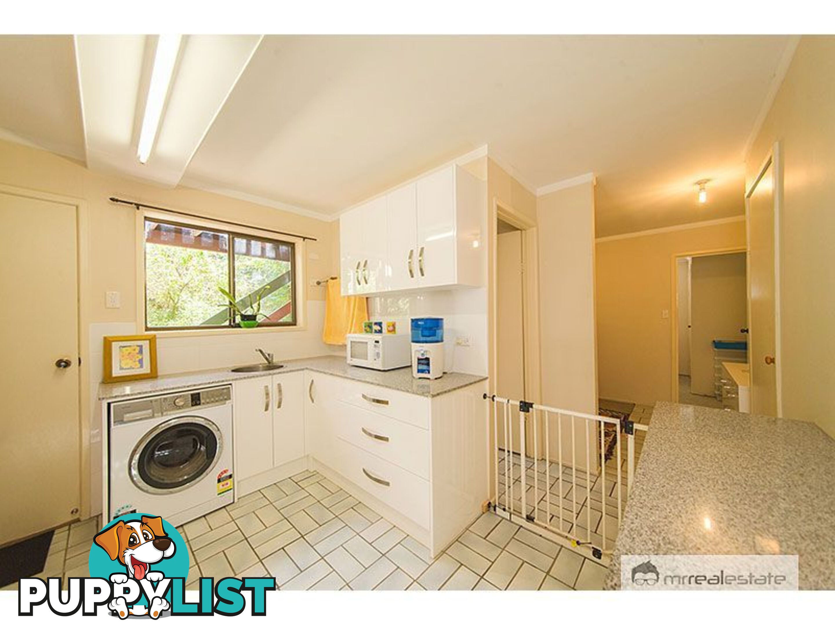 8 Mccamley Street The Range QLD 4700