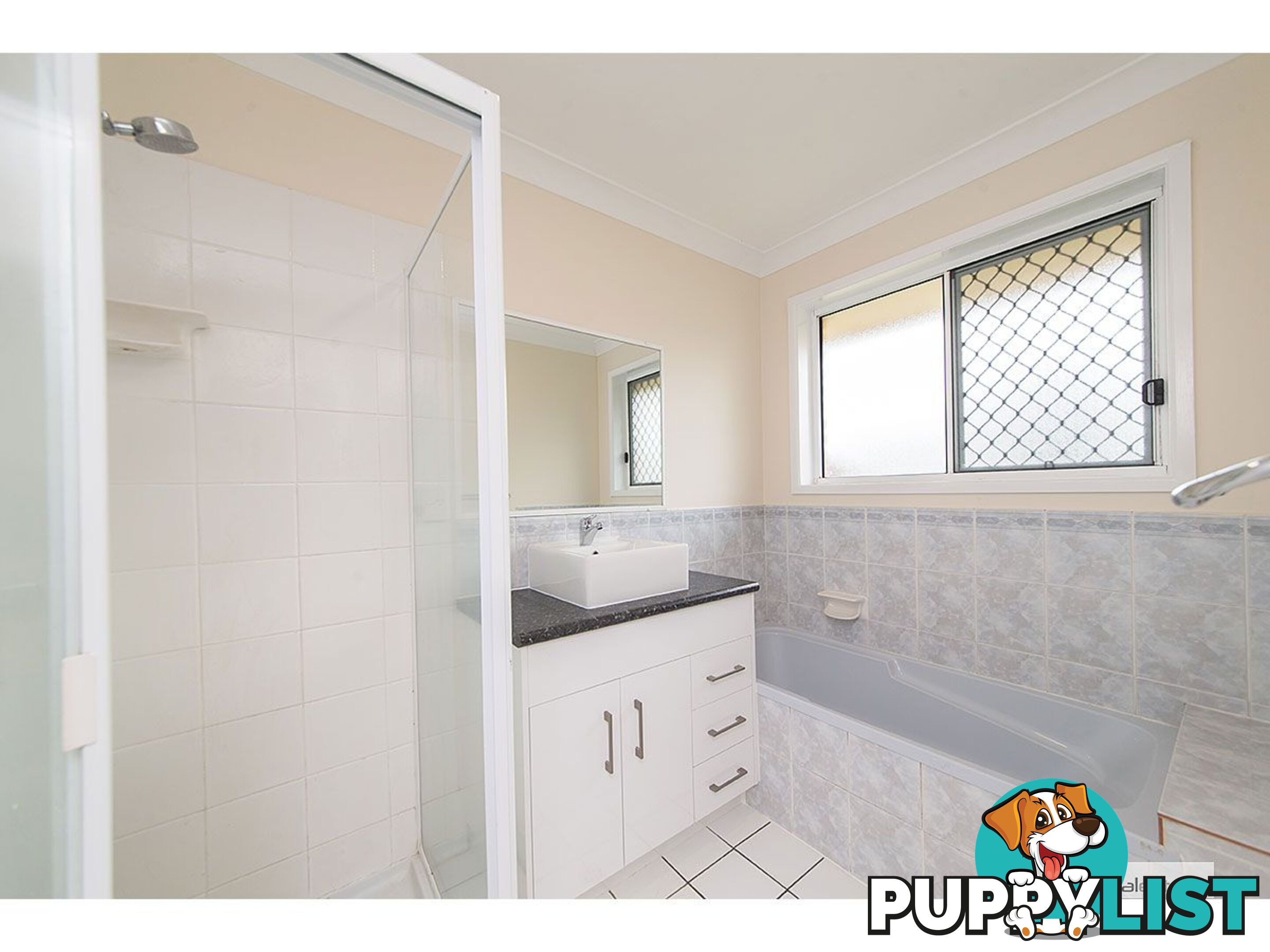 9 Hotham Close Parkhurst QLD 4702