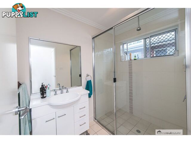 7 93 Pennycuick Street West Rockhampton QLD 4700