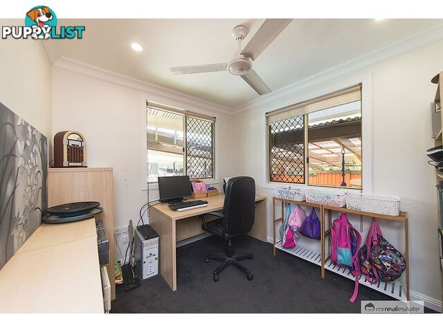 23 Booker Street Park Avenue QLD 4701