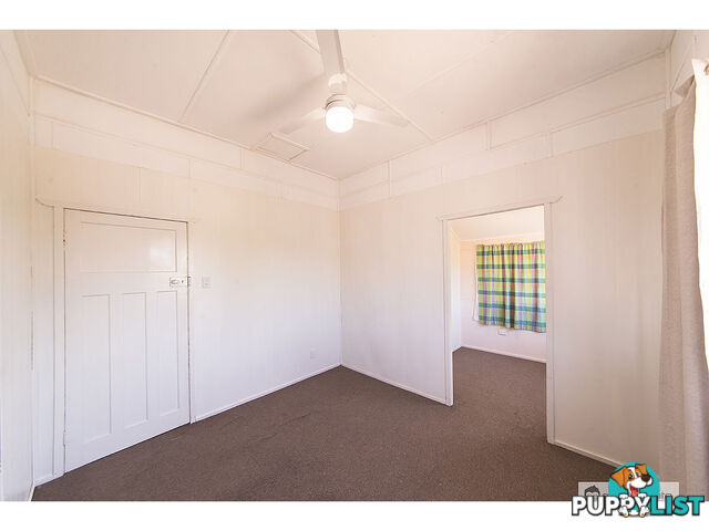 4 Tung Yeen Street Park Avenue QLD 4701