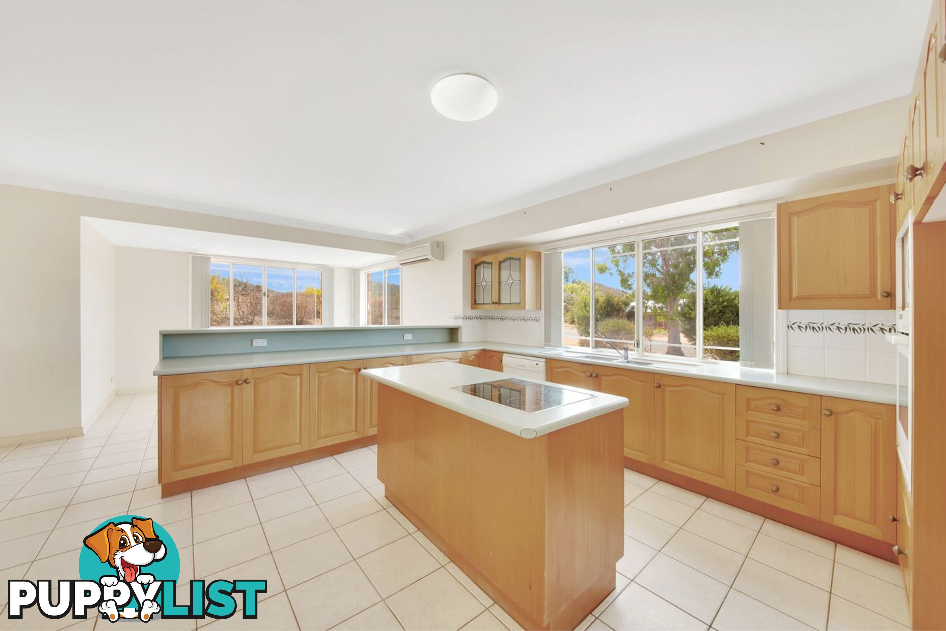 79 Angela Road Rockyview QLD 4701