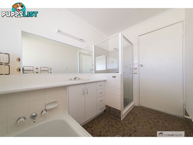 265 Thozet Road (entry via O&#x2019;Shannesy Street) Koongal QLD 4701